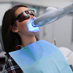 We offer professional teeth whitening at Dentist Near Me in El Paso, TX.